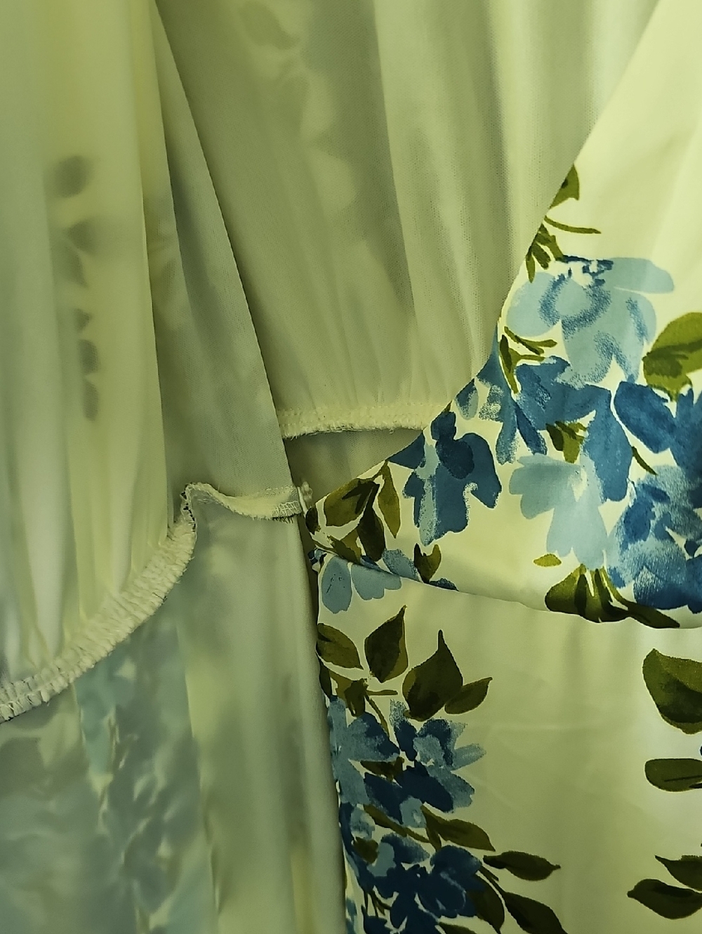 Premier Amour | NWT Blue & White Floral Maxi Dress Size 8 - Picture 5 of 7